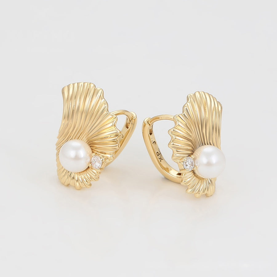 Gold Shell Pearl Earrings
