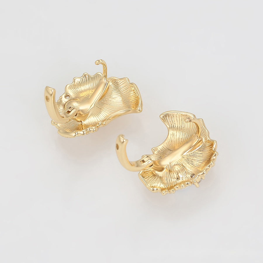 Gold Shell Pearl Earrings